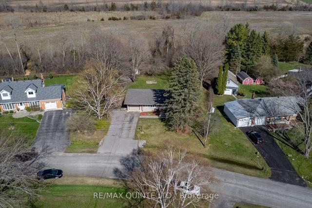 12 Sandy Hook Rd, House detached with 3 bedrooms, 2 bathrooms and 5 parking in Quinte West ON | Image 21