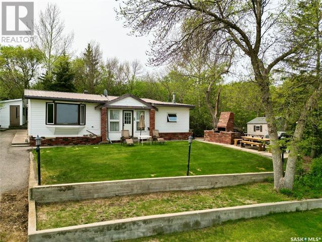 100 6th Street, House detached with 2 bedrooms, 1 bathrooms and null parking in Buena Vista SK | Image 20