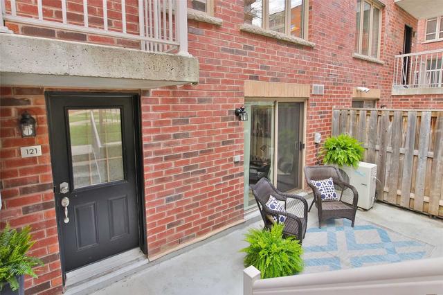 121 - 11 Ruttan St, Townhouse with 2 bedrooms, 2 bathrooms and 1 parking in Toronto ON | Image 16