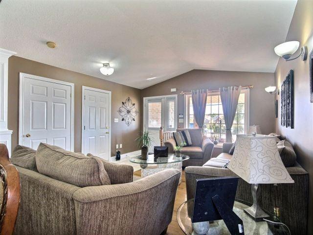 8093 Citation Rd, House detached with 3 bedrooms, 3 bathrooms and 3 parking in Niagara Falls ON | Image 3
