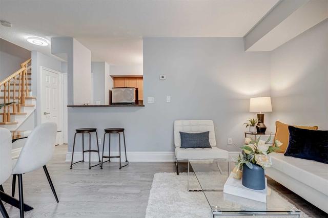 36 - 30 Turntable Cres, Townhouse with 2 bedrooms, 1 bathrooms and 1 parking in Toronto ON | Image 23