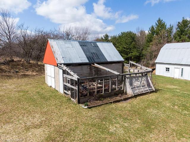 637120 Sydenham St Vincent Townline, House detached with 3 bedrooms, 2 bathrooms and null parking in Meaford ON | Image 39