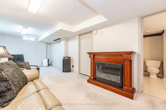 6 - 60 Ptarmigan Dr, Townhouse with 3 bedrooms, 3 bathrooms and 2 parking in Guelph ON | Image 18