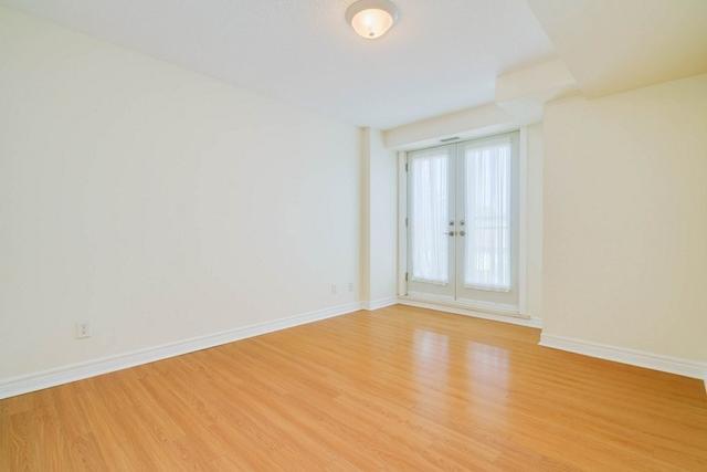 304 - 645 Millwood Rd, Condo with 2 bedrooms, 2 bathrooms and 1 parking in Toronto ON | Image 11