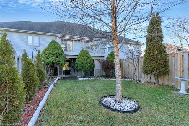 1074 Featherstone Court, House attached with 2 bedrooms, 1 bathrooms and null parking in Kingston ON | Image 28