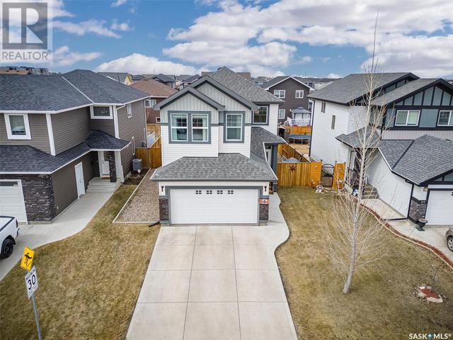 419 Childers Way, House detached with 3 bedrooms, 3 bathrooms and null parking in Saskatoon SK | Image 2