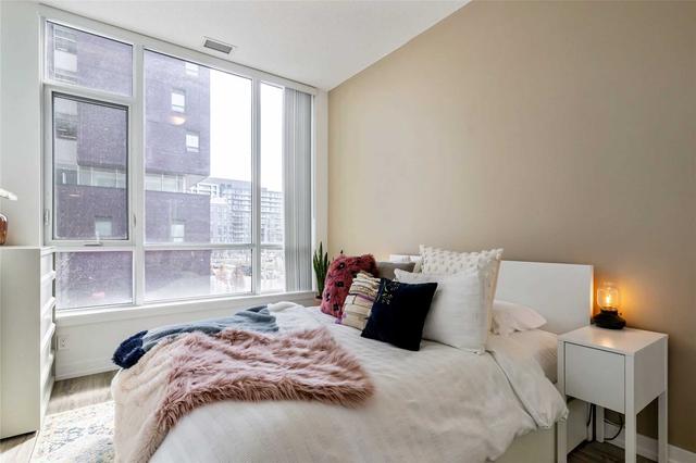 202 - 200 Sackville St, Condo with 1 bedrooms, 1 bathrooms and 1 parking in Toronto ON | Image 8
