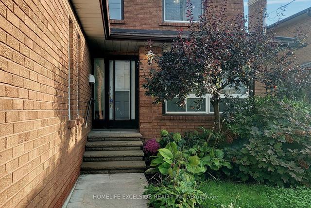 413 Carrville Rd, House detached with 3 bedrooms, 4 bathrooms and 6 parking in Richmond Hill ON | Image 12