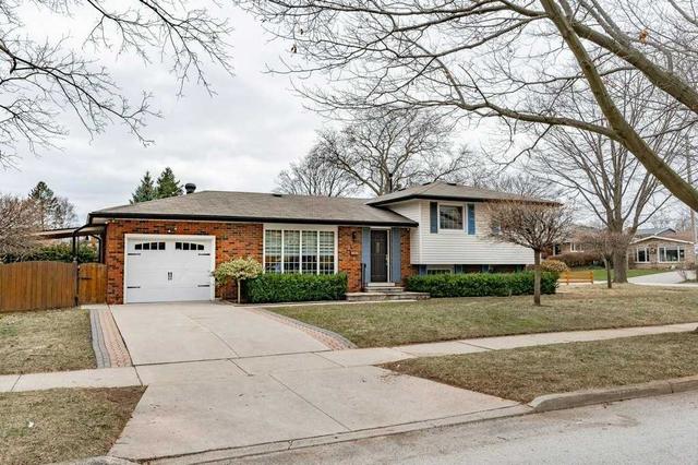 586 Arlington Blvd, House detached with 3 bedrooms, 2 bathrooms and 3 parking in Burlington ON | Image 12
