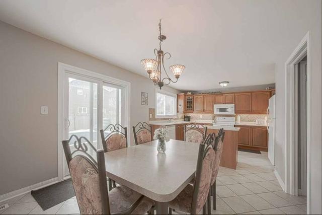 14 Fireside Dr, House detached with 4 bedrooms, 3 bathrooms and 5 parking in Brampton ON | Image 2