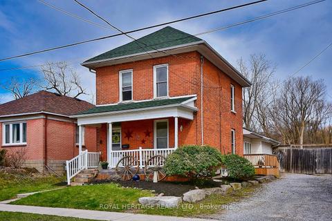 670 Frank St W, House detached with 3 bedrooms, 2 bathrooms and 6 parking in Peterborough ON | Card Image