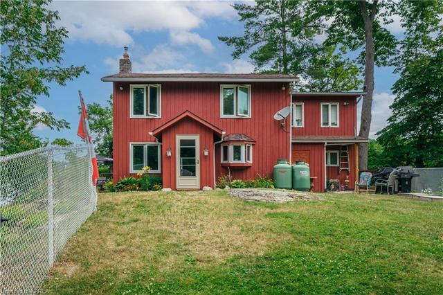 90 a Centre Street, House detached with 3 bedrooms, 2 bathrooms and 6 parking in Rideau Lakes ON | Image 6