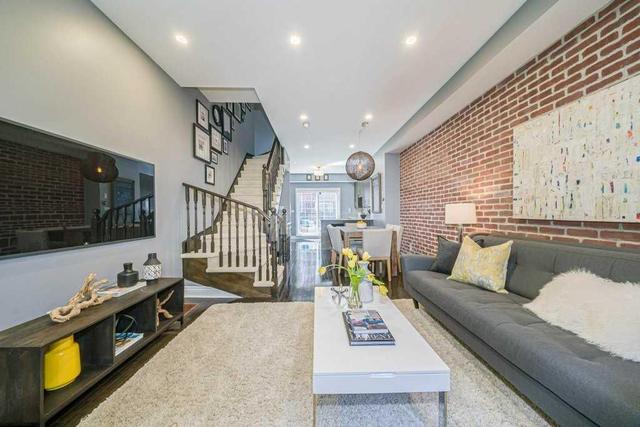 Th63 - 113 The Queensway, Townhouse with 3 bedrooms, 3 bathrooms and 1 parking in Toronto ON | Image 2