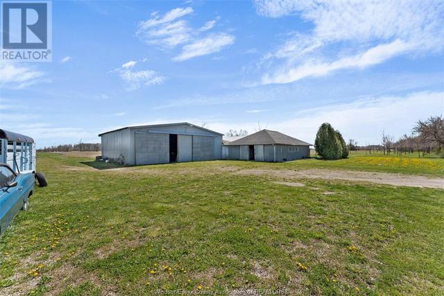278 County Rd 27 East, House detached with 5 bedrooms, 2 bathrooms and null parking in Kingsville ON | Image 11
