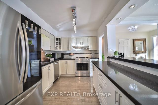 26 Brewton Rd, House detached with 3 bedrooms, 2 bathrooms and 2 parking in Toronto ON | Image 2