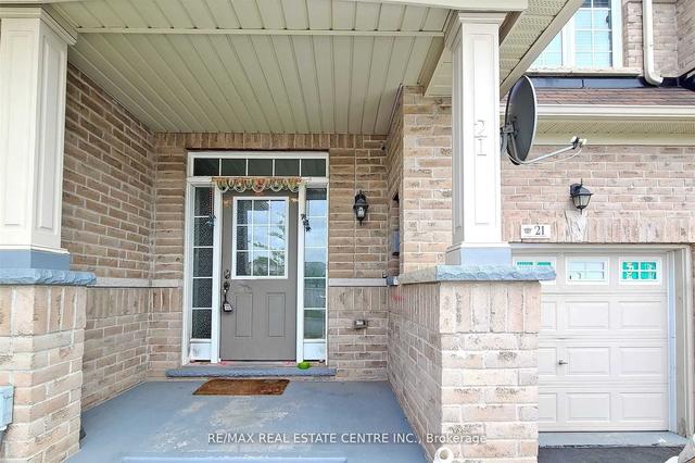 21 Hatton Crt, House attached with 3 bedrooms, 4 bathrooms and 2 parking in Brampton ON | Image 12
