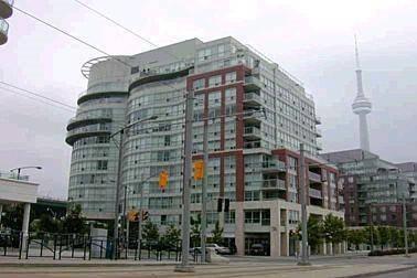 1000 - 550 Queens Quay W, Condo with 2 bedrooms, 2 bathrooms and 1 parking in Toronto ON | Image 1