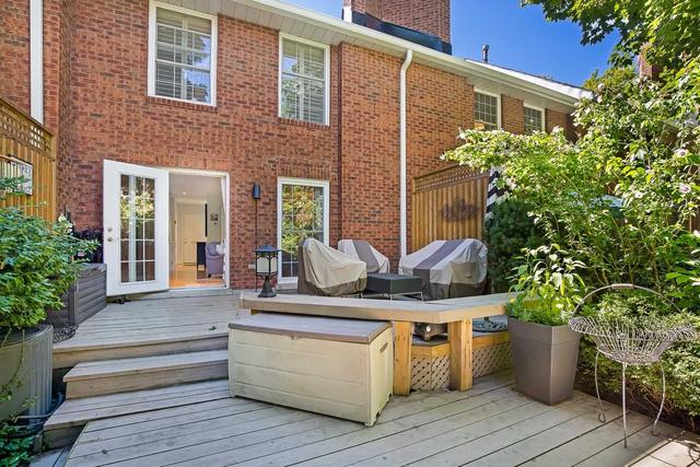th18 - 240 Broadway Ave, Townhouse with 2 bedrooms, 2 bathrooms and 1 parking in Toronto ON | Image 11