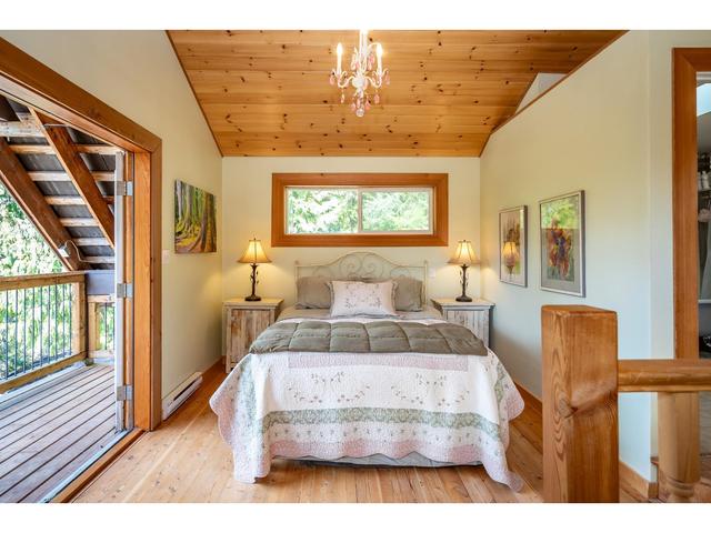 8788 Highway 6, House detached with 2 bedrooms, 2 bathrooms and null parking in Central Kootenay H BC | Image 17