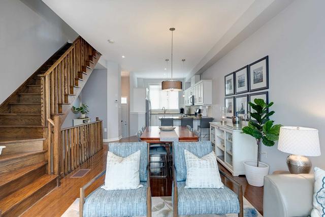 7 Tompkins Mews, House attached with 3 bedrooms, 2 bathrooms and 2 parking in Toronto ON | Image 27