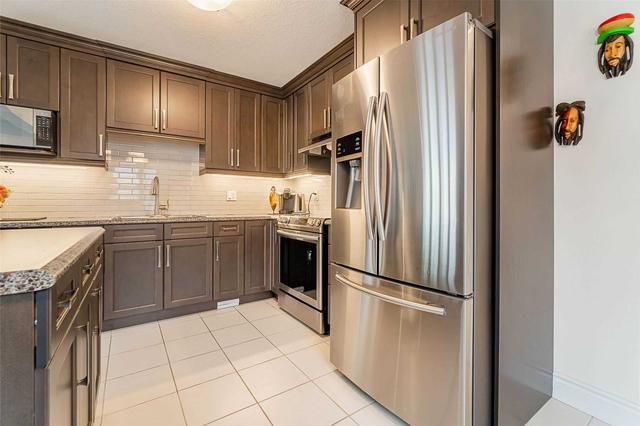 57 - 124 Parkinson Cres, House attached with 3 bedrooms, 4 bathrooms and 3 parking in Orangeville ON | Image 39