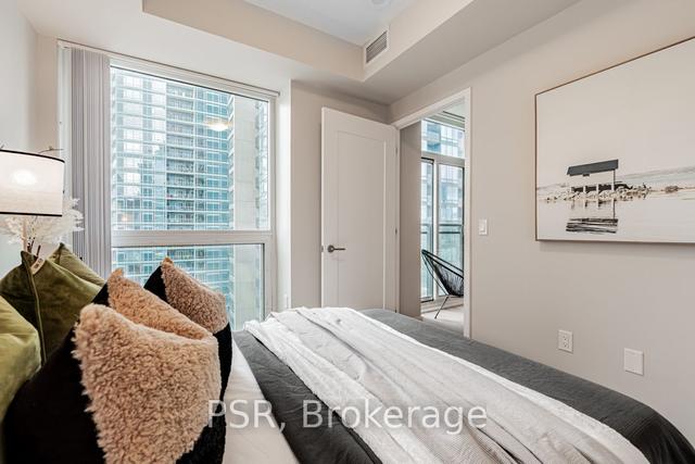 2105 - 99 John St, Condo with 1 bedrooms, 1 bathrooms and 0 parking in Toronto ON | Image 13