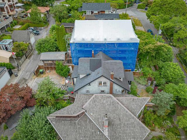 4580 W 1st Avenue, House detached with 5 bedrooms, 3 bathrooms and null parking in Vancouver BC | Image 3