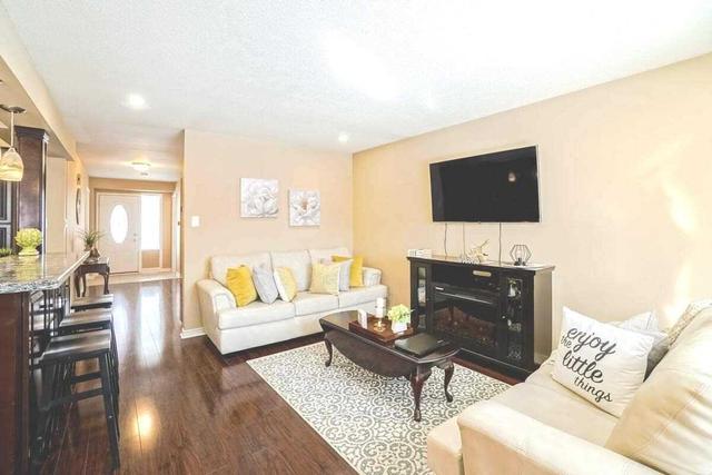 80 Bruce Beer Dr, House semidetached with 4 bedrooms, 4 bathrooms and 3 parking in Brampton ON | Image 1