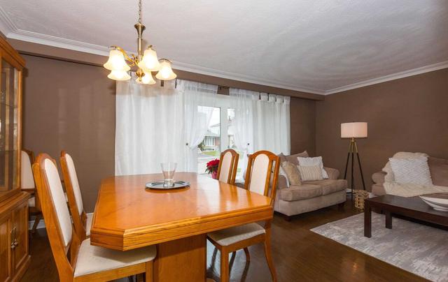 93 Lynnbrook Dr, House detached with 3 bedrooms, 2 bathrooms and 5 parking in Toronto ON | Image 20