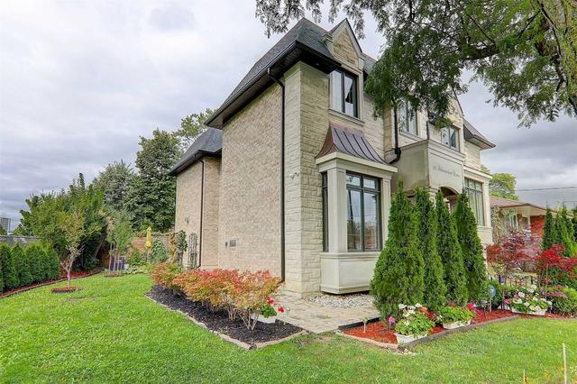 12 Silverview Dr, House detached with 4 bedrooms, 6 bathrooms and 6 parking in Toronto ON | Image 33