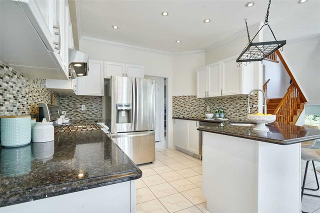 51 Divine Dr, House detached with 4 bedrooms, 4 bathrooms and 6 parking in Whitby ON | Image 26