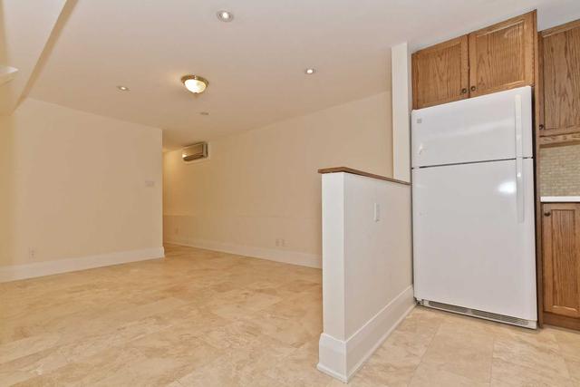 3 bsmnt - 624 Huron St, House other with 2 bedrooms, 2 bathrooms and 0 parking in Toronto ON | Image 34