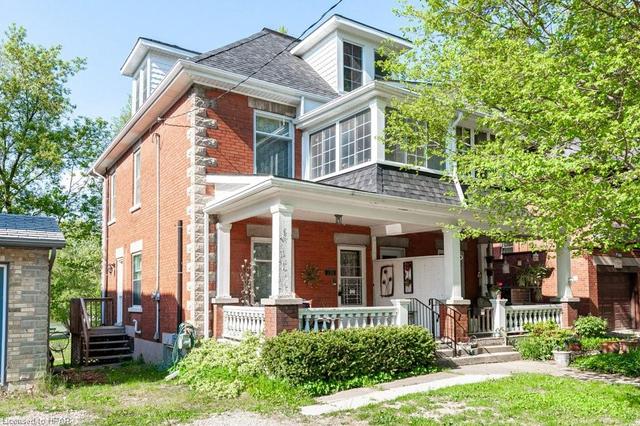 130 Ballantyne Avenue, House semidetached with 5 bedrooms, 2 bathrooms and null parking in Stratford ON | Image 48