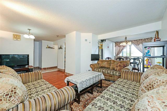 308 - 41 Markbrook Lane, Condo with 2 bedrooms, 2 bathrooms and 1 parking in Toronto ON | Image 4