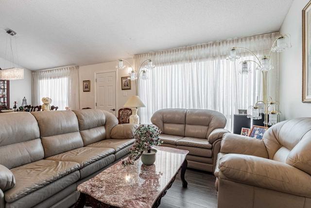 5 Benhur Cres, House detached with 3 bedrooms, 2 bathrooms and 3 parking in Toronto ON | Image 29
