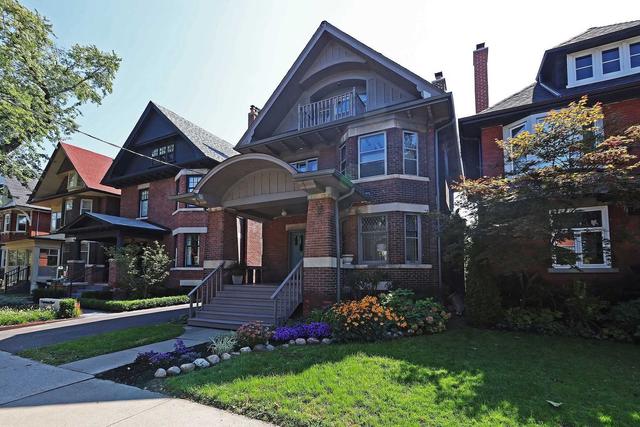 5 Fairview Blvd, House detached with 4 bedrooms, 3 bathrooms and 1 parking in Toronto ON | Image 1