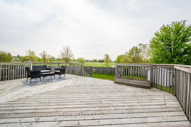 32 White Sands Crt, House detached with 3 bedrooms, 2 bathrooms and 3 parking in Kitchener ON | Image 21