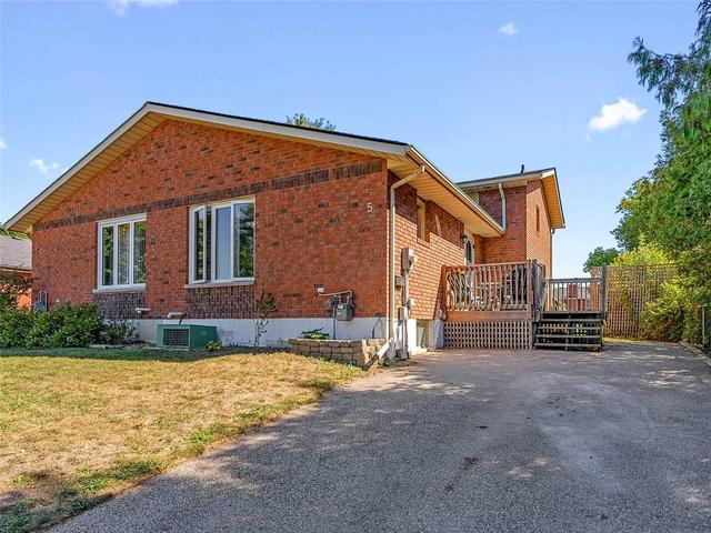 5 Forest Dr, House semidetached with 2 bedrooms, 2 bathrooms and 4 parking in Brant ON | Image 1