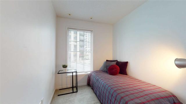 639 - 3 Everson Dr, Townhouse with 2 bedrooms, 2 bathrooms and 1 parking in Toronto ON | Image 5