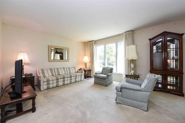 21 Mitre Pl, House detached with 3 bedrooms, 3 bathrooms and 4 parking in Toronto ON | Image 21