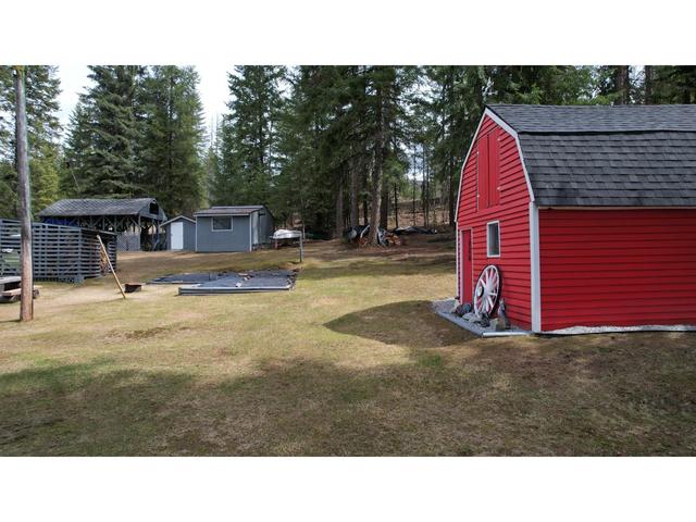 4521 - 49 Creek Road, House detached with 3 bedrooms, 2 bathrooms and null parking in Central Kootenay E BC | Image 25