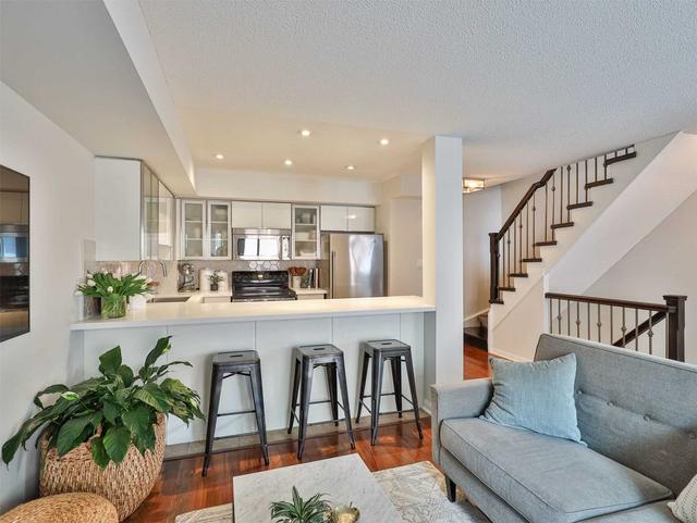 th 214 - 50 Joe Shuster Way, Townhouse with 3 bedrooms, 3 bathrooms and 1 parking in Toronto ON | Image 32