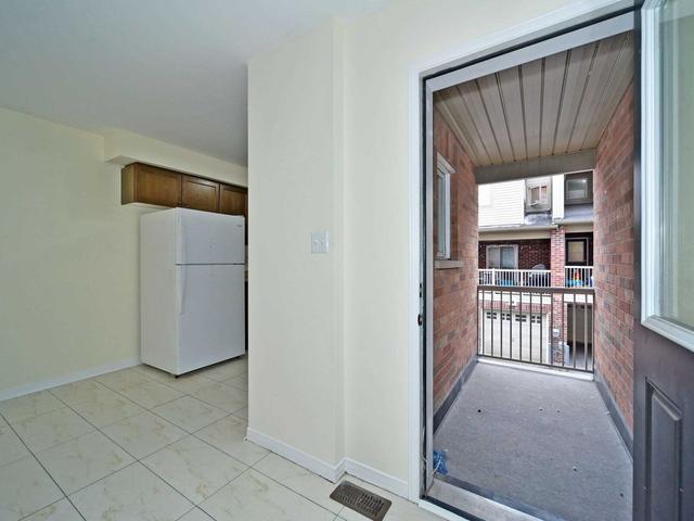 26 Ted Wray Circ, House attached with 3 bedrooms, 3 bathrooms and 2 parking in Toronto ON | Image 10