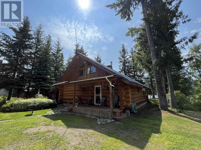 5470 Winkley Creek Road, House detached with 3 bedrooms, 1 bathrooms and null parking in Cariboo F BC | Image 13