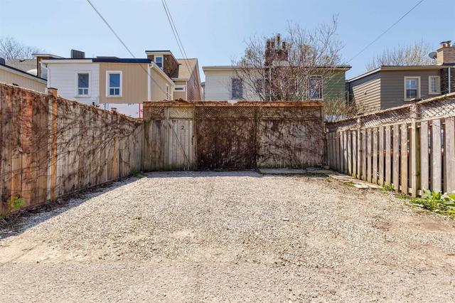 26 Endean Ave, House semidetached with 3 bedrooms, 2 bathrooms and 2 parking in Toronto ON | Image 26