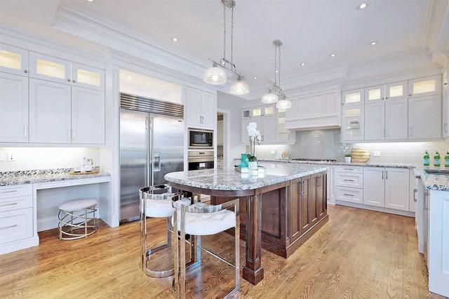 2 Geranium Crt, House detached with 5 bedrooms, 7 bathrooms and 9 parking in Toronto ON | Image 39