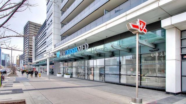 2311 - 2 Anndale Dr, Condo with 2 bedrooms, 2 bathrooms and 2 parking in Toronto ON | Image 10
