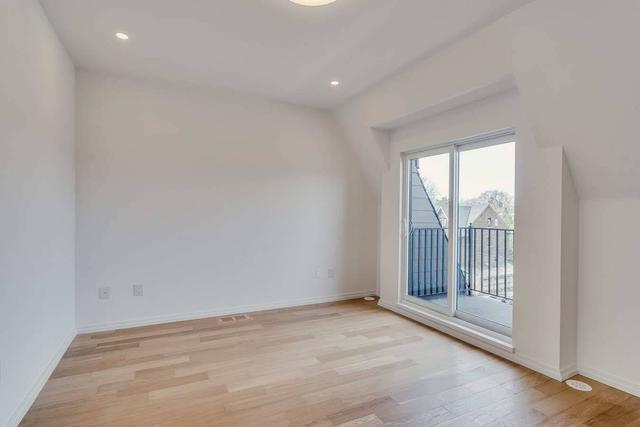d - 241 Lytton Blvd, House attached with 3 bedrooms, 3 bathrooms and 2 parking in Toronto ON | Image 21