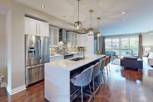 86 Twenty Third St S, House detached with 3 bedrooms, 4 bathrooms and 3 parking in Toronto ON | Image 5