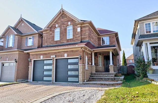 7059 Magistrate Terr, House detached with 4 bedrooms, 3 bathrooms and 4 parking in Mississauga ON | Image 12